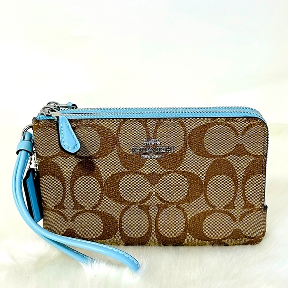 NWT Coach khaki Double Zip Wristlet. - Picture 8 of 10